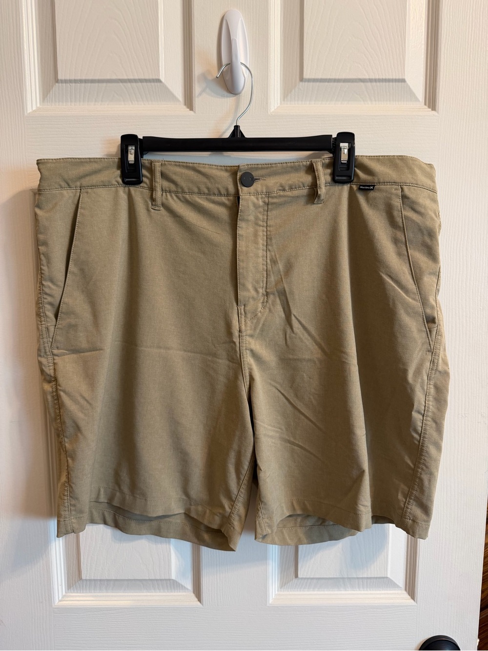 Hurley Men's Flat Front Tan Shorts